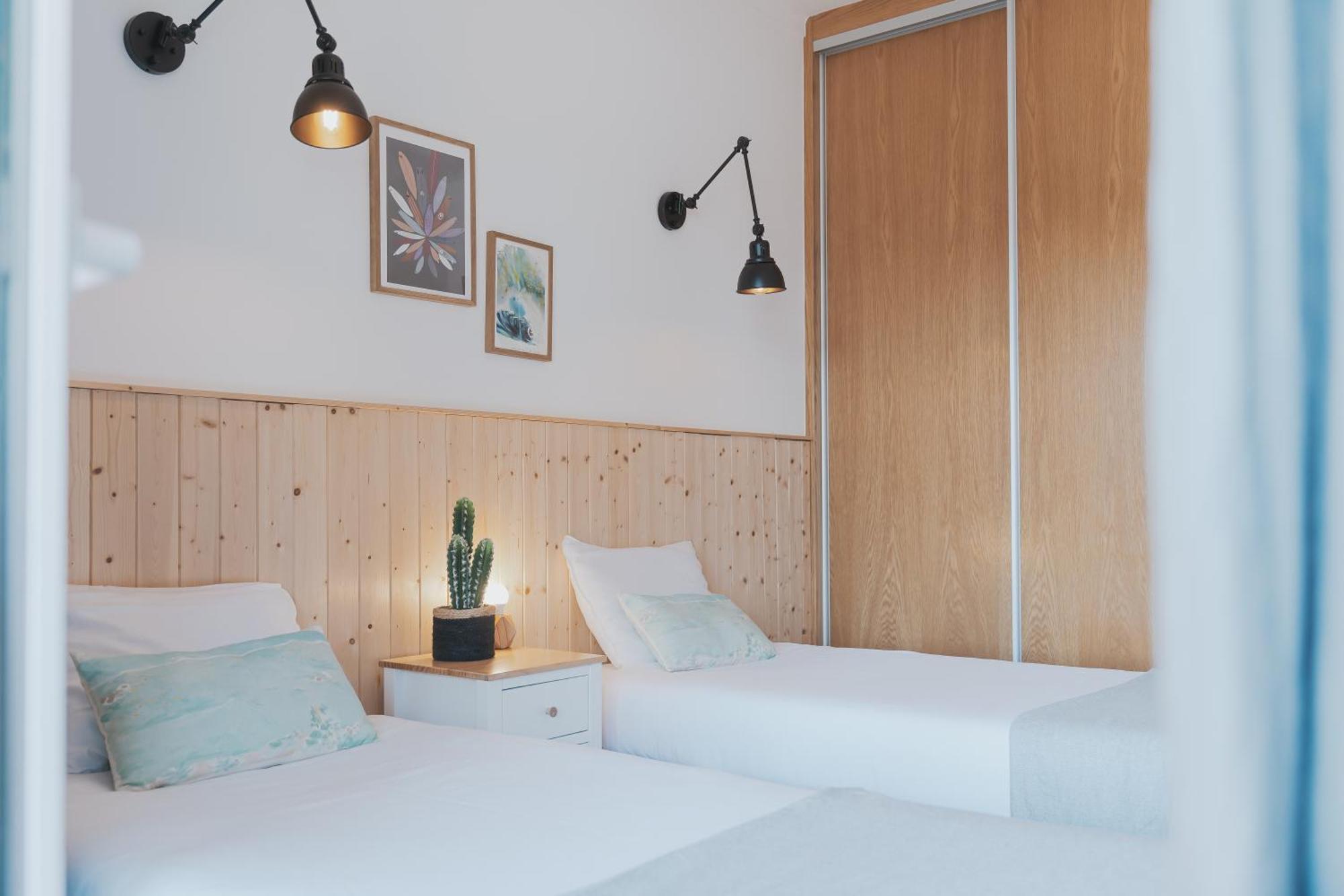 Surf Guesthouse - 7Min Walk To The Beach Pataias Εξωτερικό φωτογραφία